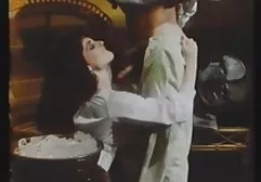 جزء من اطياز بنات عرب المنزل
