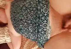 وسرعان ما تذهب إلى النوم دي سابرينا عرب نار صور ؟