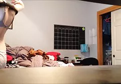الدجاج هو اكساس عرب جائع للحصول قصفت